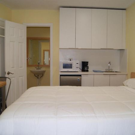 Private Studio Two Miles From Hard Rock Stadium Miami Gardens Εξωτερικό φωτογραφία